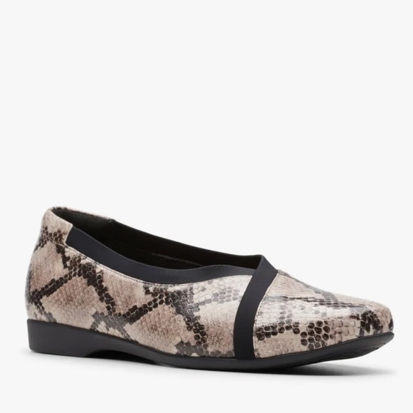 NEW Clarks UNStructured Darcey Ease Natural Snake Leather Ballerina Flats - Picture 1 of 15